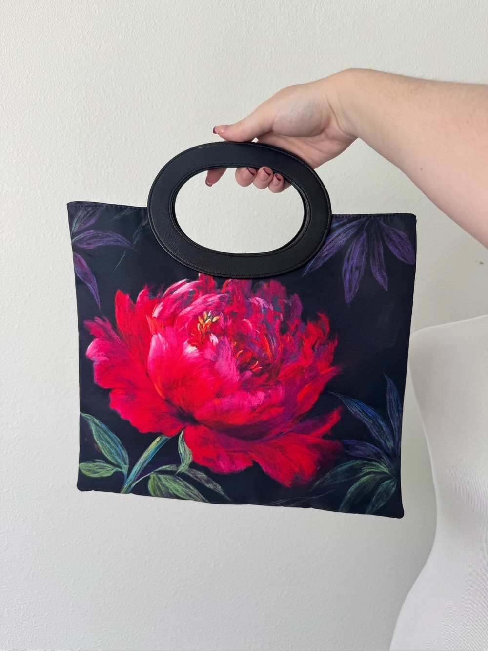 Black Women’s Floral Red Peony Tote Bag with Black Circle Handles